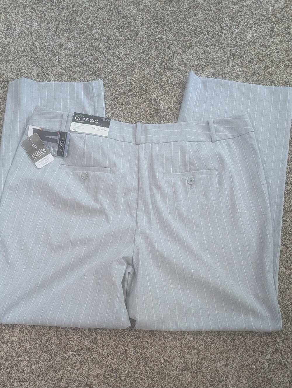Women's Sz 18W Liz Claiborne Lt. Grey Pin Stripe Flat Front Four Pocket Pant